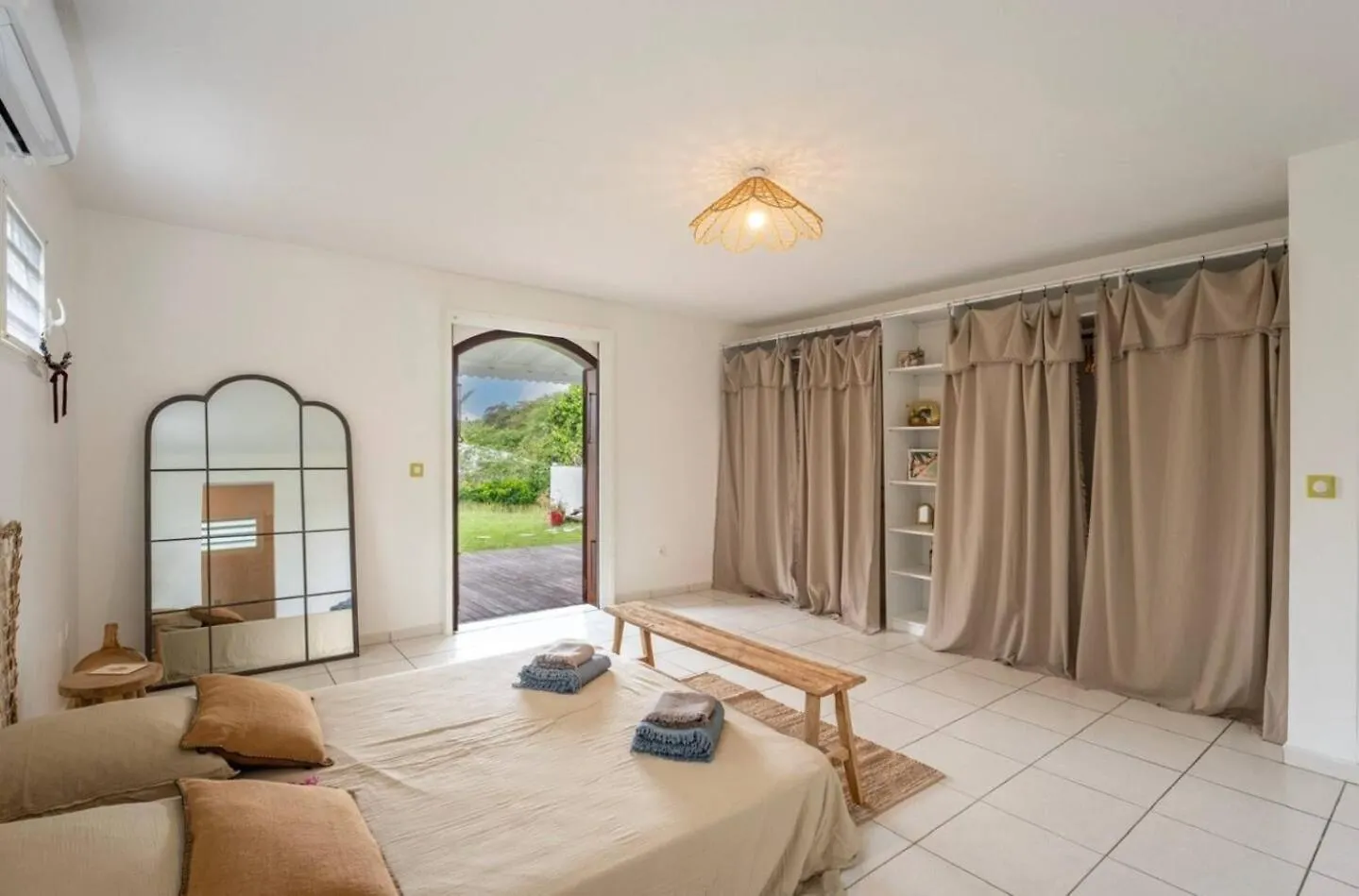 Spacious Villa Corossol With Pool Le Gosier  Le Gosier (Grande-Terre)